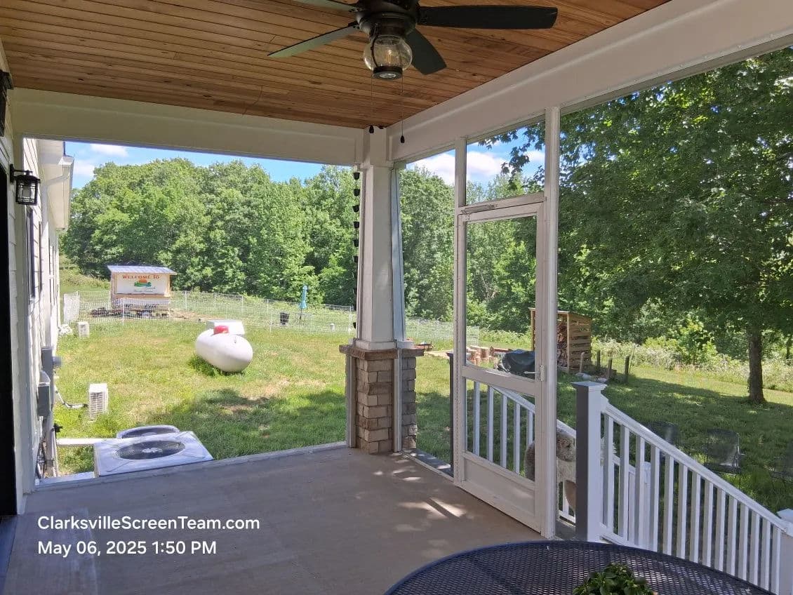 Gallery photos for Elegant Sunroom Installation in Waverly, TN: Image #3