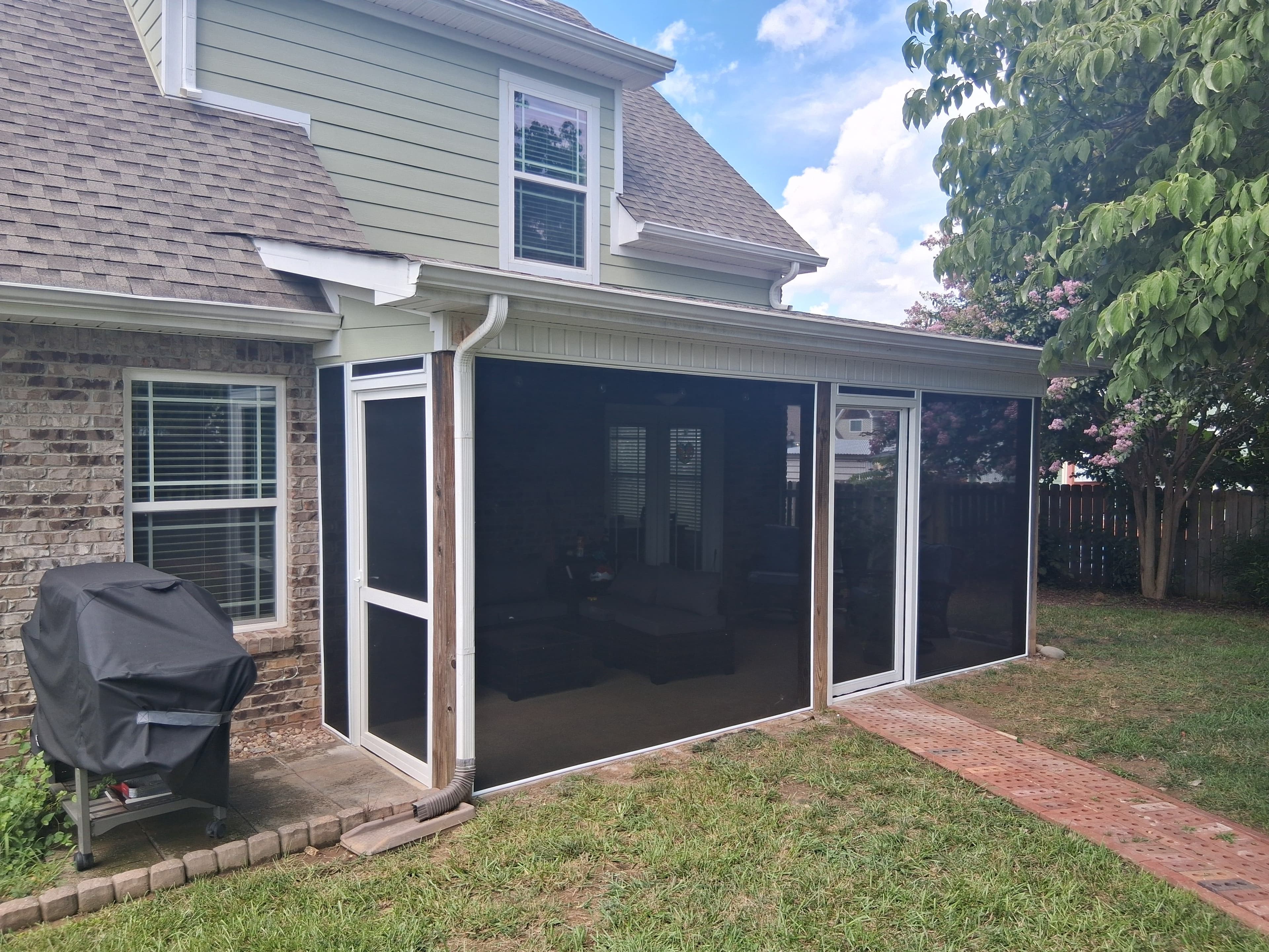 Project No-See-Um Screen Porch With Sliding Screen Door image
