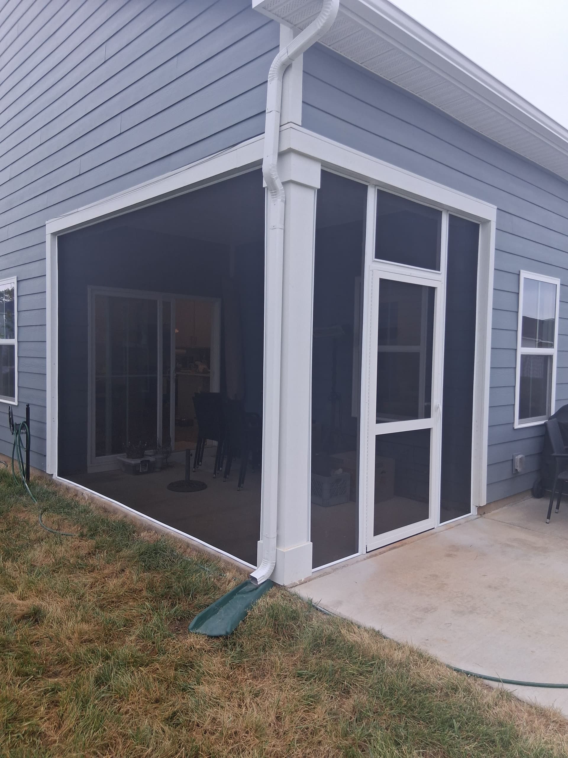 Gallery photos for Open Patio Gets a Full Screen Enclosure in Pleasant View: Image #1