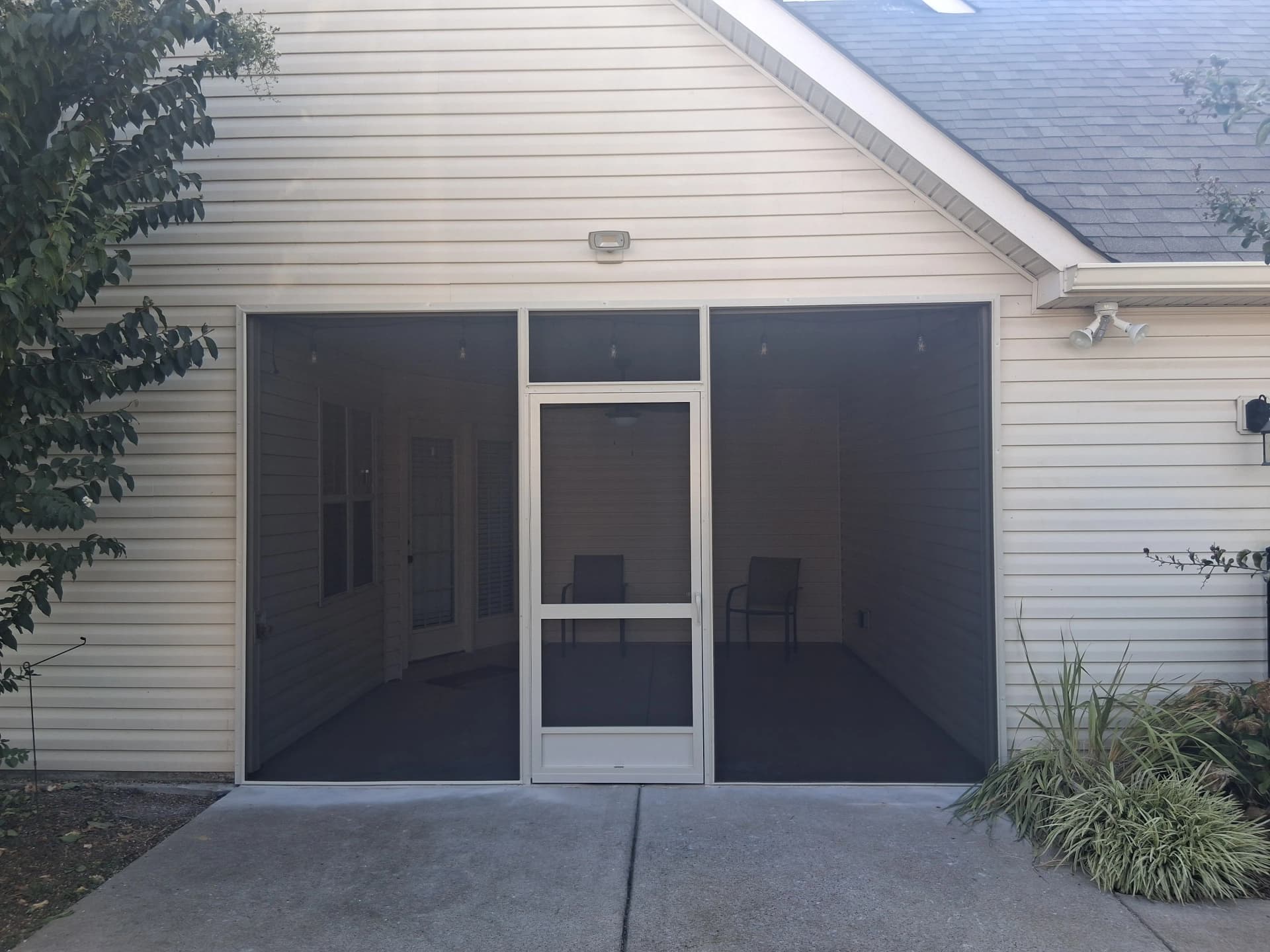 Gallery photos for Covered Patio Gets Insect Screen Upgrade in Clarksville TN: Image #1