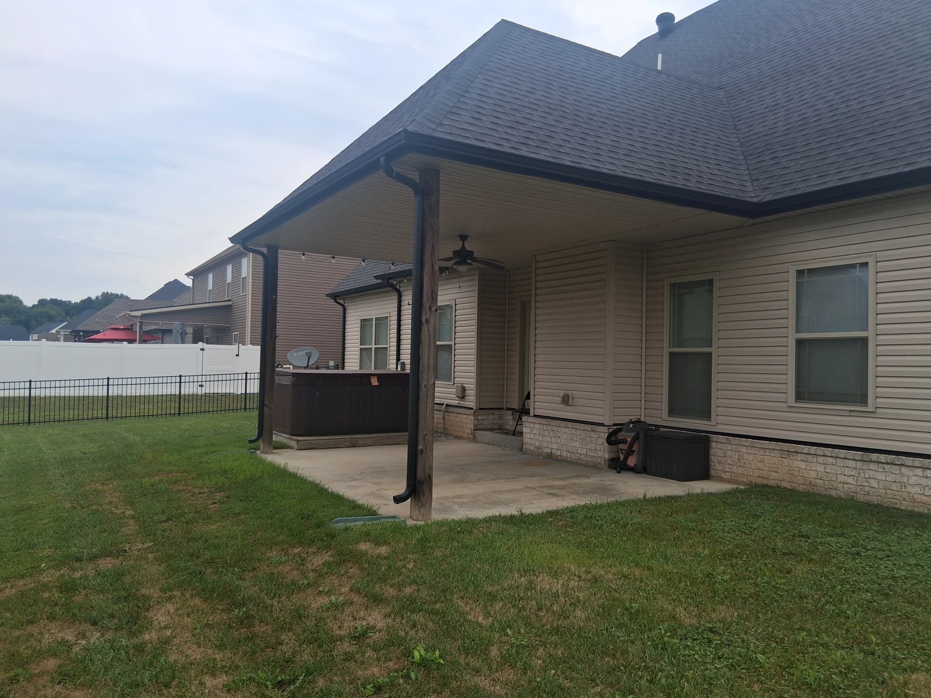 Screened Patio Build Adds Privacy and Bug Protection in Sango