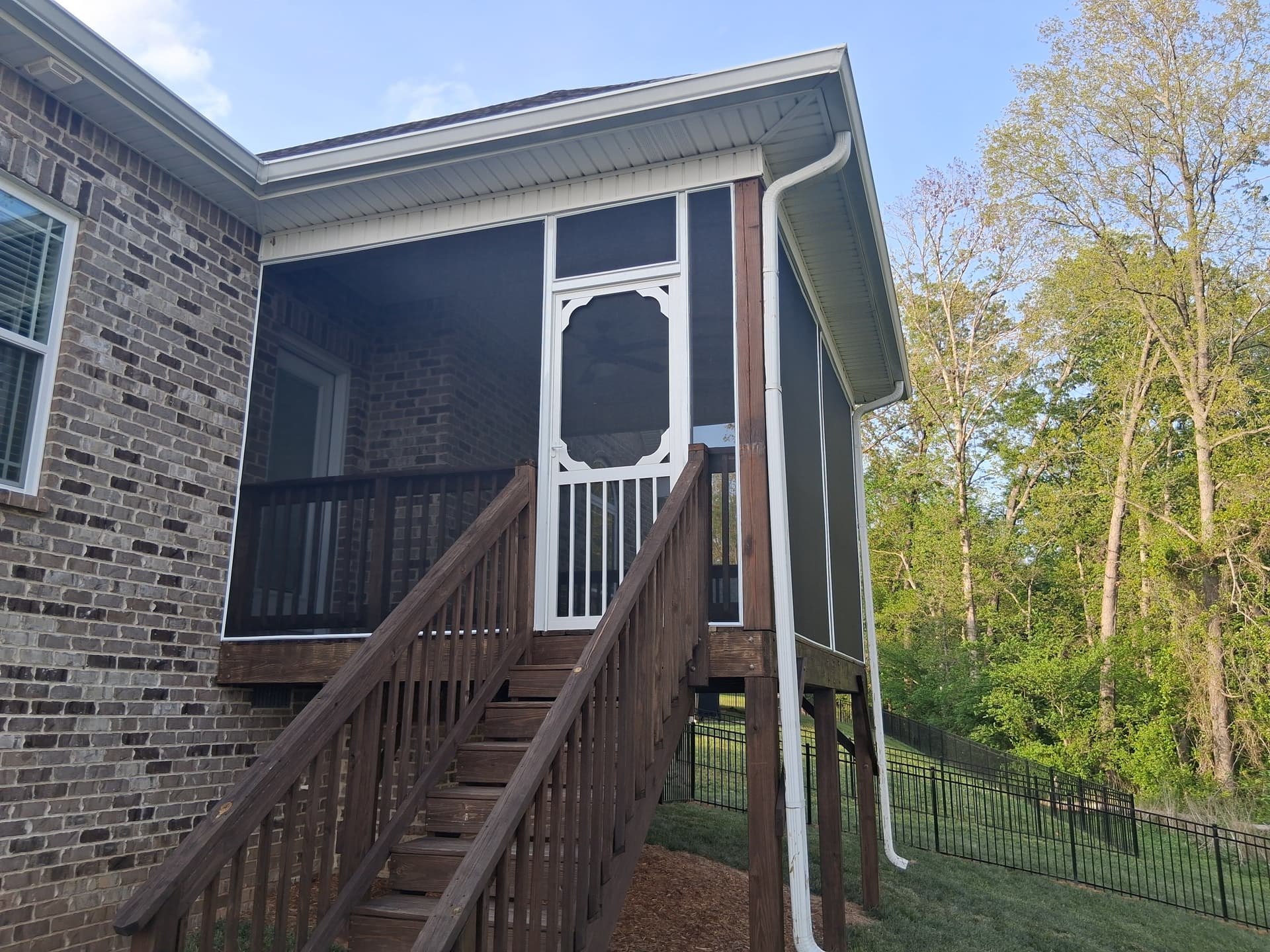 Gallery photos for Elevated Screened Porch Built and Done in One Day: Image #1