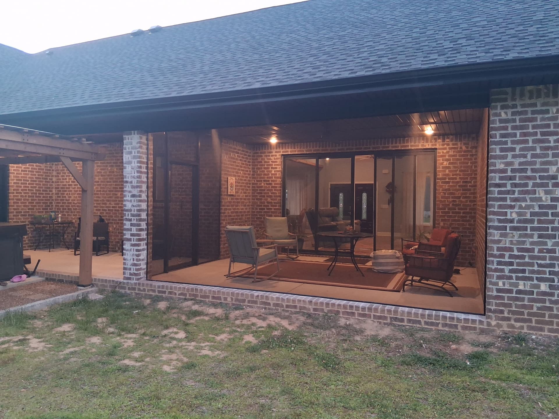 Gallery photos for Screened Patio Build in Indian Mound Keeps the Bugs Out: Image #1