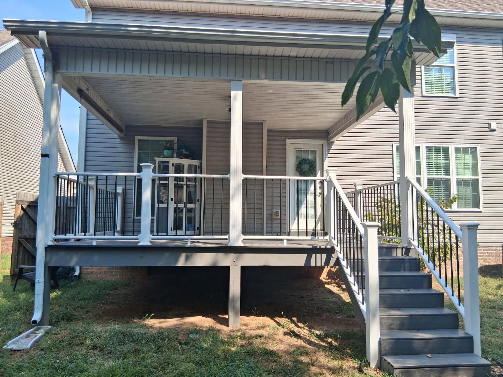 Gallery photos for Elevate Your Home Experience with a Stunning Screen Porch: Image #1