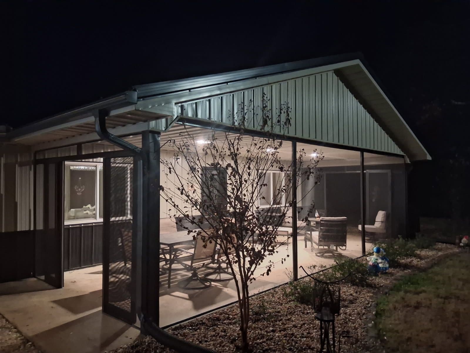 Gallery photos for Elevate Your Outdoor Living with Beautiful Screened Spaces: Image #3