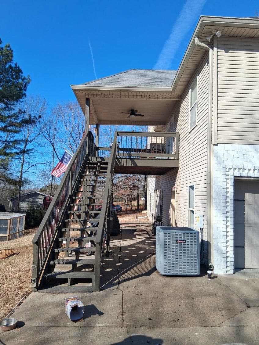 Gallery photos for Screened Deck Upgrade in Southside, TN: Image #1