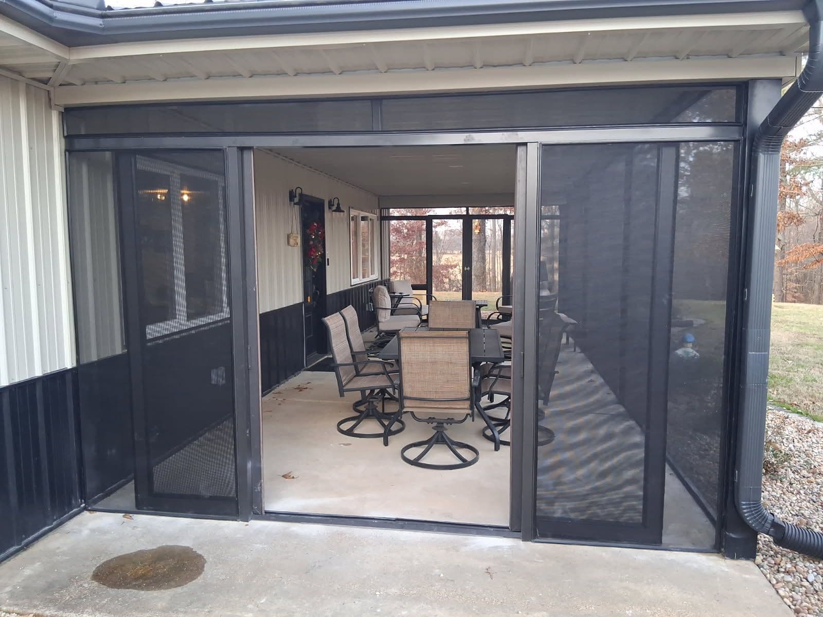 Gallery photos for Screened Patios for Comfortable Outdoor Living: Image #1