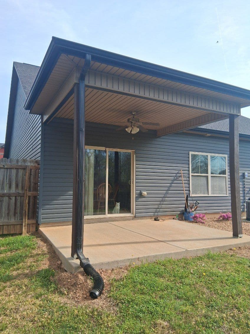 Gallery photos for Backyard Screened Porch and Patio in Clarksville: Image #3