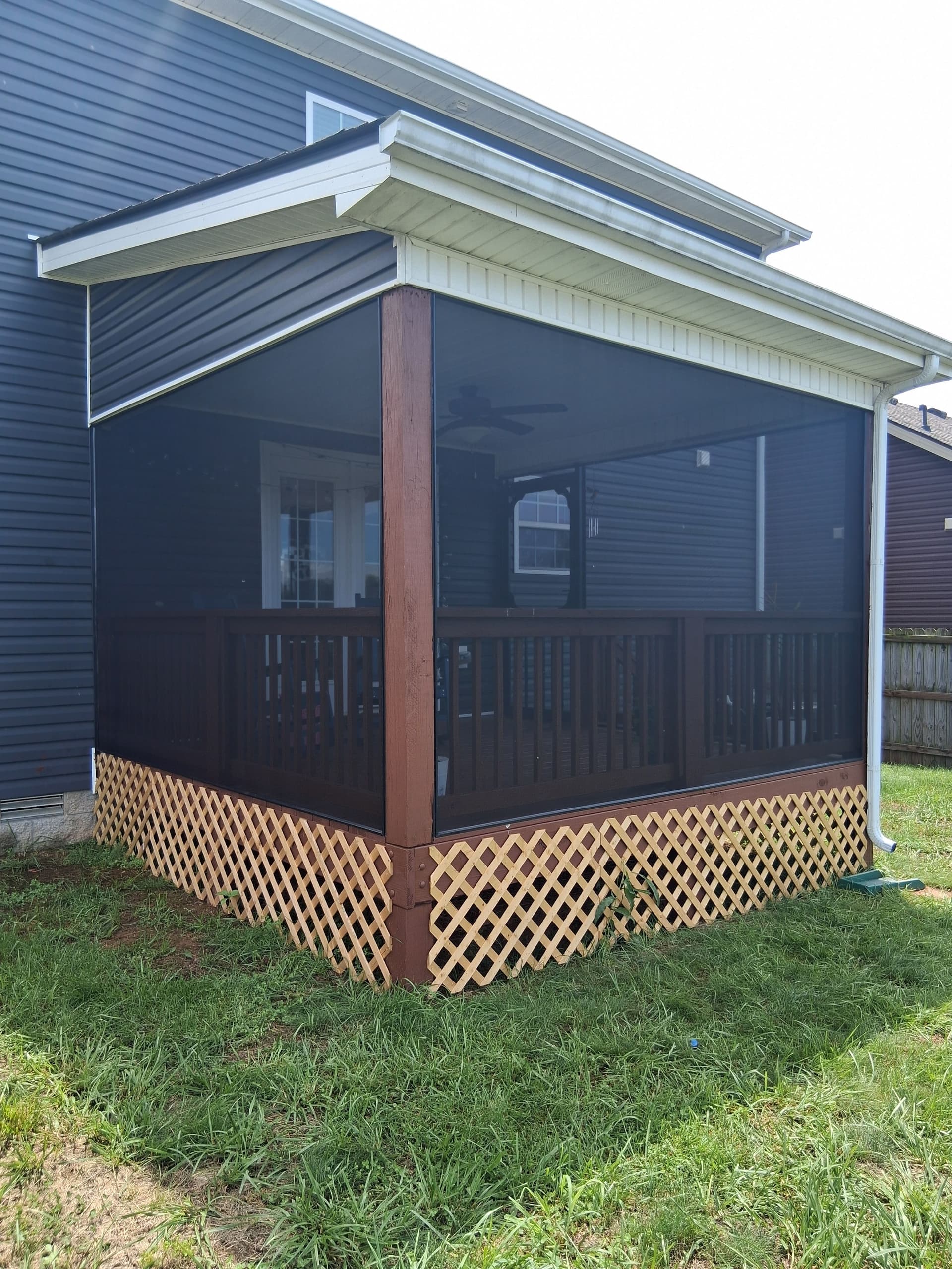 Gallery photos for Open Porch Gets Screened In for a Clarksville Homeowner: Image #3